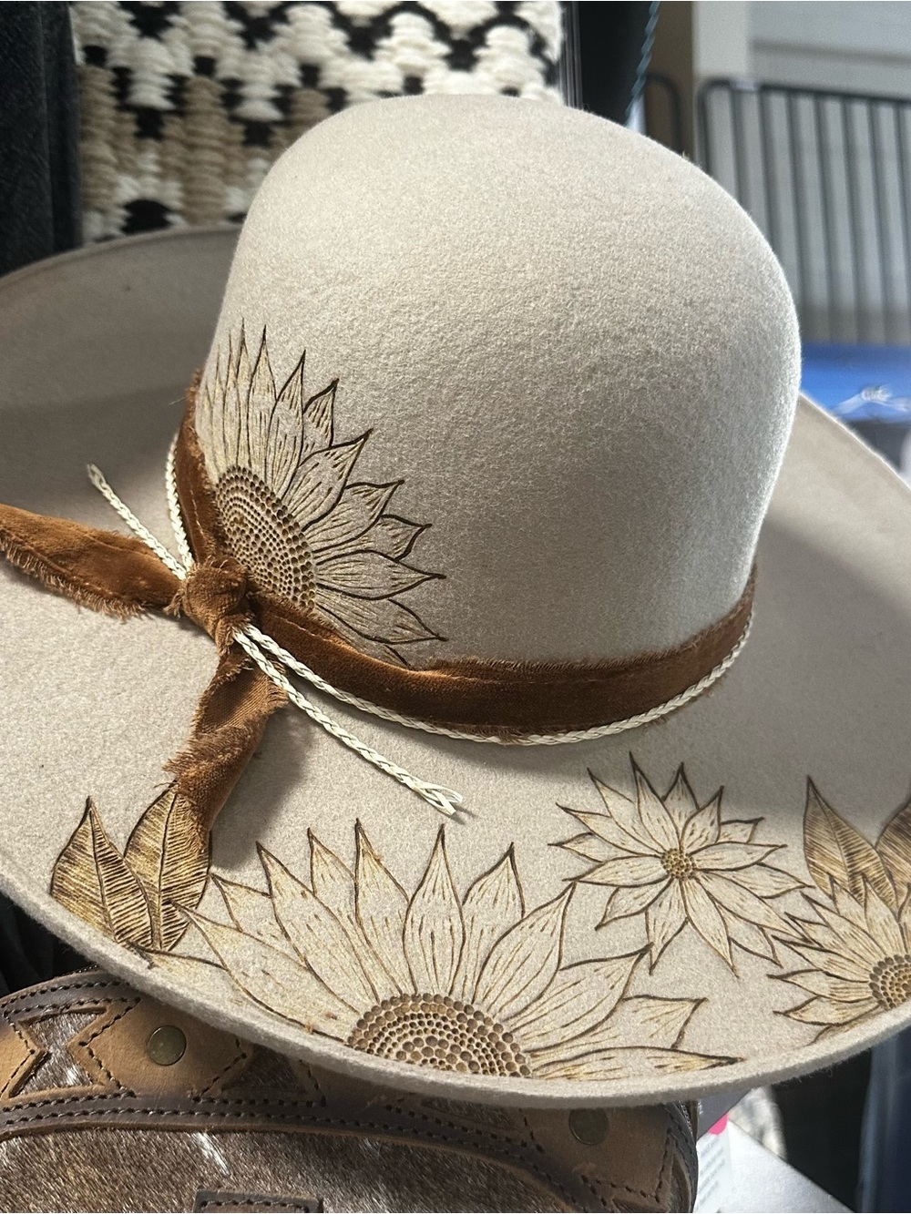 Embroidered Sunflower Wide-Brim Wool Felt Hat - Taupe/Brown